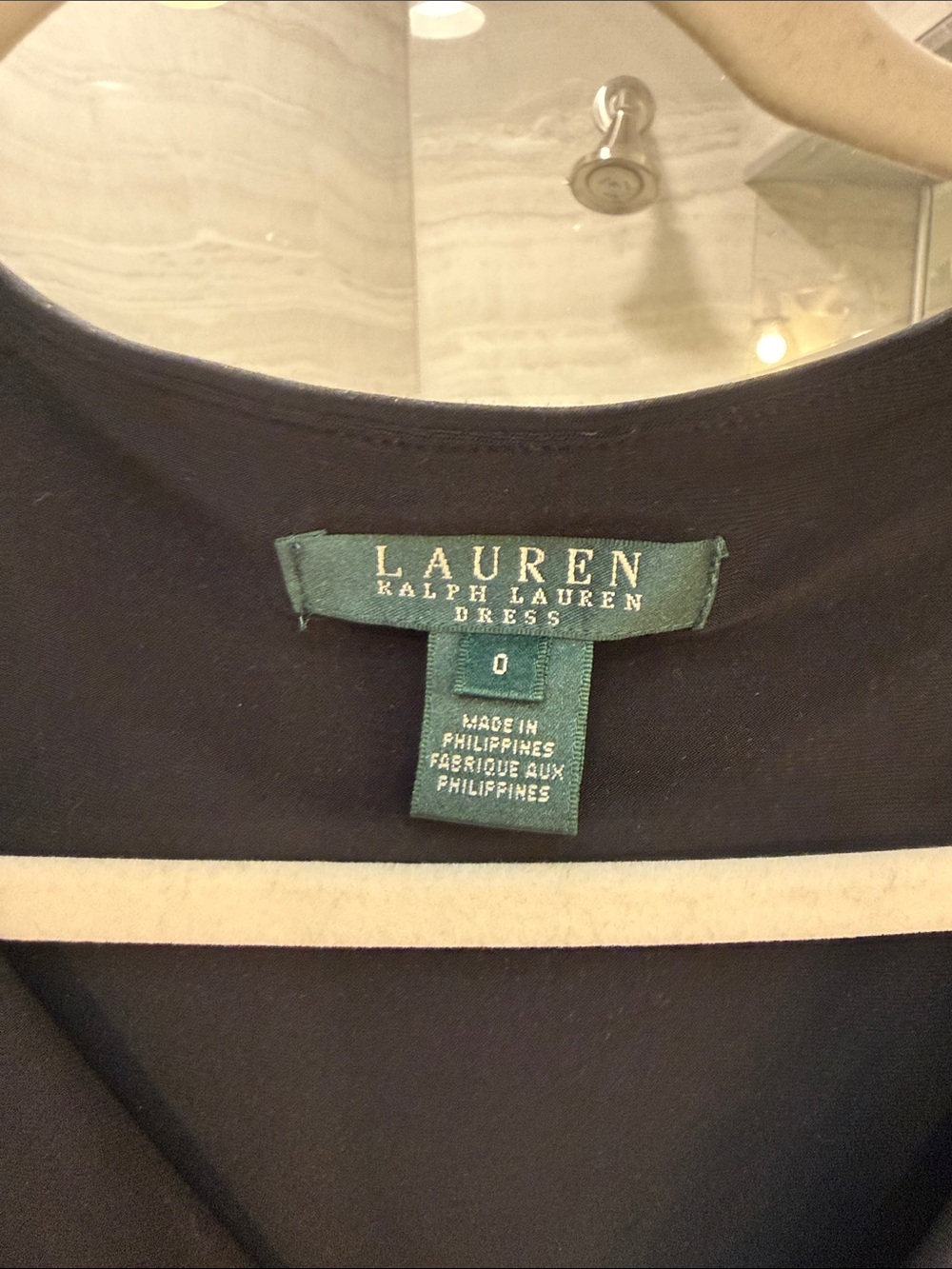 Lauren Ralph Lauren Black Long Sleeve Ruched V-Neck Midi Dress - Picture 4 of 9